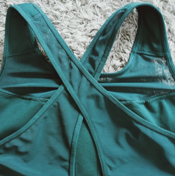 Old Navy Sports Bra - Picture 7 of 10